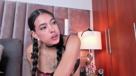 Nia online show from March 31, 2026, 2:17 pm