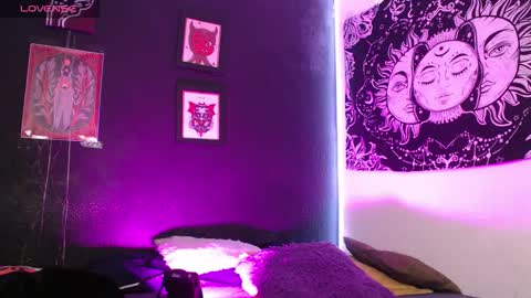  niakat  online show from September 18, 2025, 8:44 pm