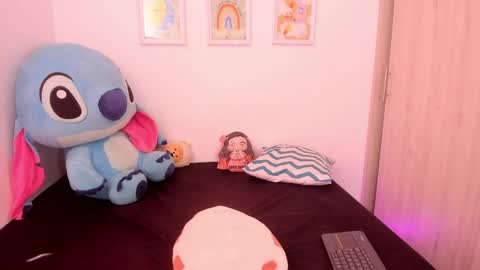  Nia  online show from April 24, 2026, 3:58 pm