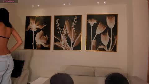 Call me Nia  online show from April 20, 2026, 6:42 pm