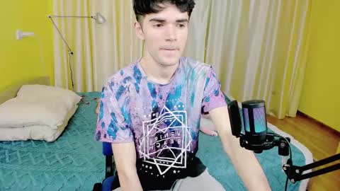 Nick PVT is open FanslyTwitter - Nic kycb online show from December 25, 2024, 8:17 pm