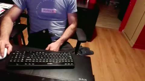 nicecck24 online show from May 19, 2026, 3:46 am