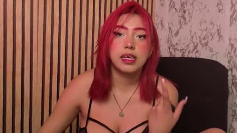 Michell  online show from November 12, 2025, 10:41 pm