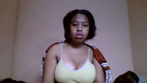 nicelly01 online show from June 6, 2026, 4:06 am