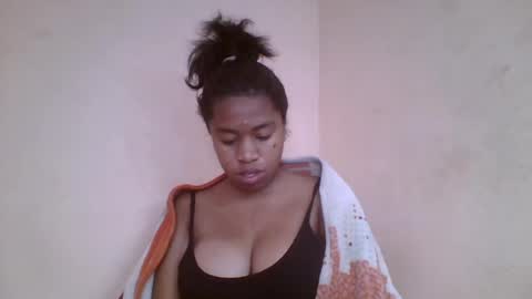 nicelly01 online show from June 20, 2026, 7:11 am