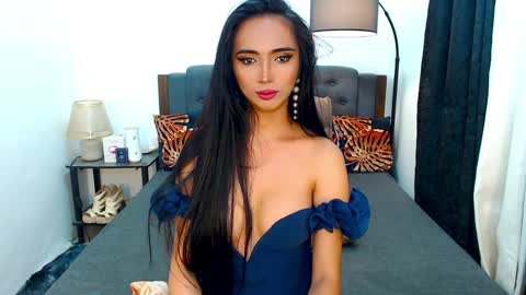 Olivia online show from December 8, 2024, 6:01 am