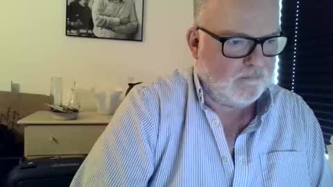 nicexxdane online show from April 19, 2026, 7:29 am