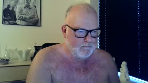 nicexxdane online show from May 11, 2026, 3:56 am