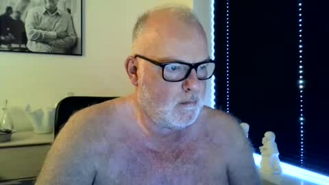 nicexxdane online show from June 22, 2026, 5:04 am