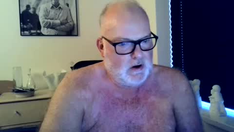 nicexxdane online show from July 18, 2026, 3:44 am