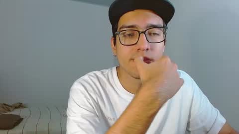 Snapshot of nicholasfinn chatting on July 7, 2026, 2:36 am Nick online show from July 7, 2026, 2:36 am
