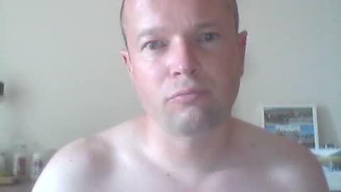 Snapshot of nick1990b chatting on June 29, 2026, 4:40 pm nick1990b online show from June 29, 2026, 4:40 pm