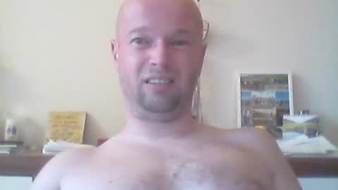 Snapshot of nick1990b chatting on August 2, 2026, 5:22 pm nick1990b online show from August 2, 2026, 5:22 pm
