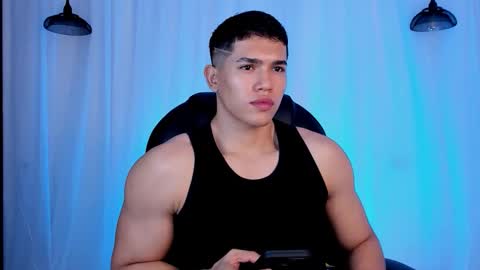 nick fenix online show from April 19, 2026, 4:01 am