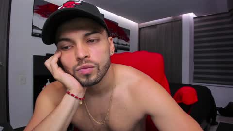 Nick Klaus online show from December 19, 2024, 11:25 pm