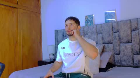 nick_moss_ online show from March 15, 2026, 1:06 pm