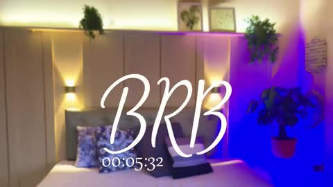 Snapshot of nicki__snow chatting on October 6, 2025, 12:57 pm Your baby Nicol online show from October 6, 2025, 12:57 pm