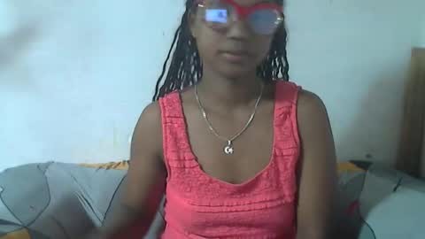 nickiqqyuu online show from June 1, 2026, 5:42 am