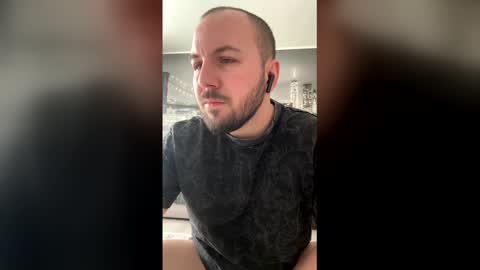 Julian online show from March 4, 2026, 10:10 am