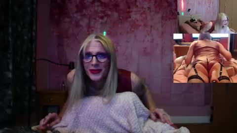 Snapshot of nicktu52 chatting on May 1, 2026, 11:42 pm nicktuuk online show from May 1, 2026, 11:42 pm