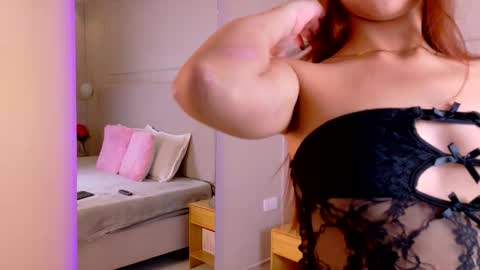 nicky_belmonth online show from November 25, 2025, 11:32 am