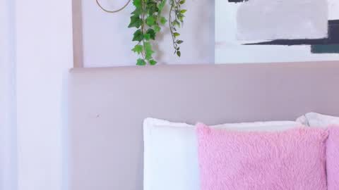 nicky_belmonth online show from December 3, 2025, 12:03 pm