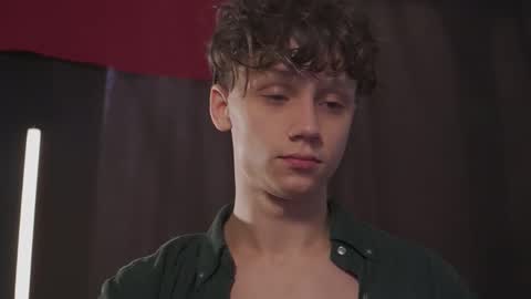 Nicky Neal online show from September 30, 2025, 11:26 am