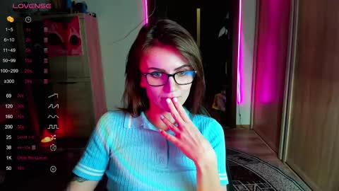 Nicky Weekends online show from March 1, 2025, 12:39 am