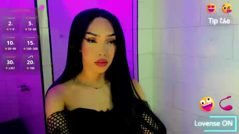 Nicky online show from September 19, 2025, 3:52 am