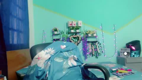 nickyribeiro online show from March 8, 2025, 7:53 pm