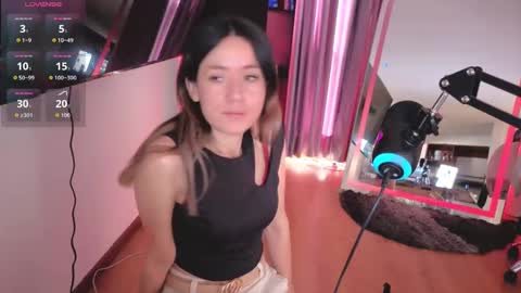 Nicky online show from September 26, 2025, 3:38 pm