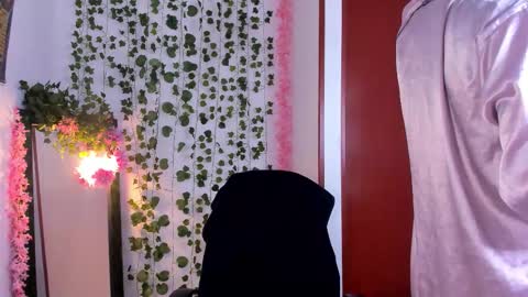 Nico online show from October 7, 2025, 11:24 pm