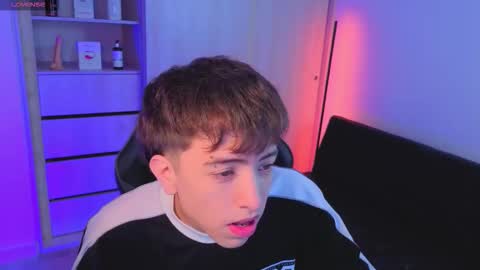 Nicolas online show from October 22, 2025, 8:08 pm