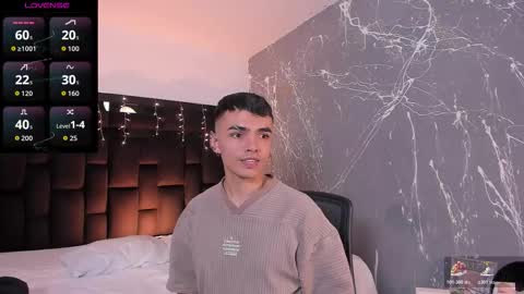 Nico King online show from December 17, 2025, 3:34 am