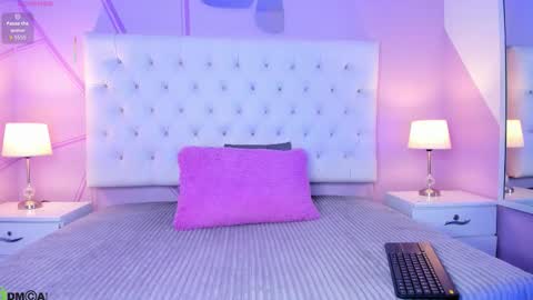 Nicol  online show from February 15, 2026, 6:37 pm