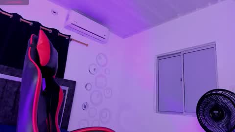 Nicol online show from September 28, 2025, 2:28 am