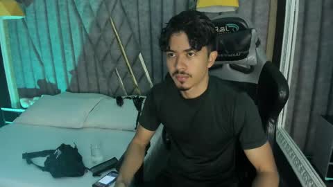 Nicolai online show from May 24, 2026, 12:32 pm