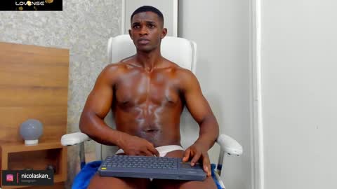 Nicolas online show from December 6, 2024, 3:44 pm