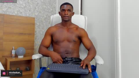 Nicolas online show from December 14, 2024, 6:41 pm