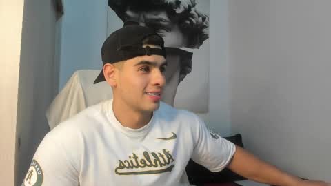 Andres online show from March 1, 2025, 11:47 pm
