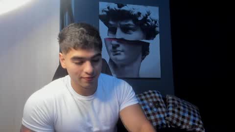 Snapshot of nicolasmuscle chatting on April 30, 2026, 5:08 pm Andres online show from April 30, 2026, 5:08 pm