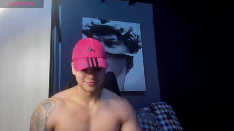 Snapshot of nicolasmuscle chatting on May 25, 2026, 5:19 pm Andres online show from May 25, 2026, 5:19 pm