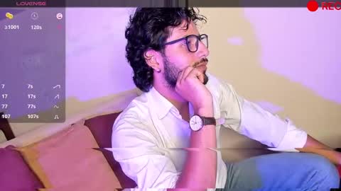 nicolasrodrii online show from December 12, 2024, 11:25 pm