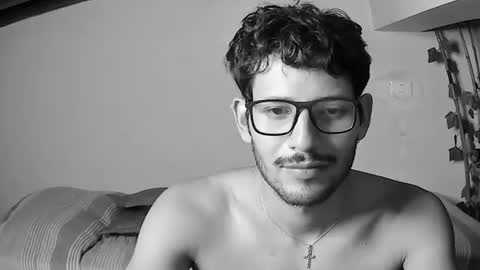Snapshot of nicolasrodrii chatting on June 25, 2026, 5:12 am nicolasrodrii online show from June 25, 2026, 5:12 am