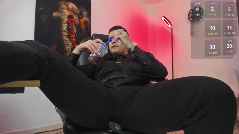 Nicolas Fellener online show from October 5, 2025, 4:11 am