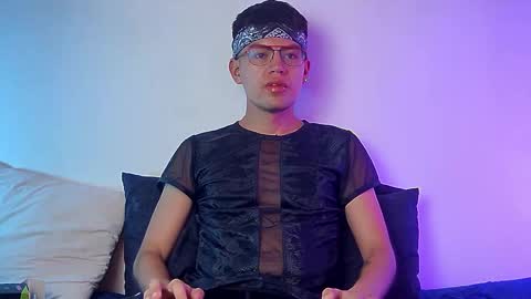 NicoLatinBoy online show from February 28, 2026, 9:38 pm