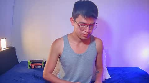 NicoLatinBoy online show from April 10, 2026, 6:01 pm