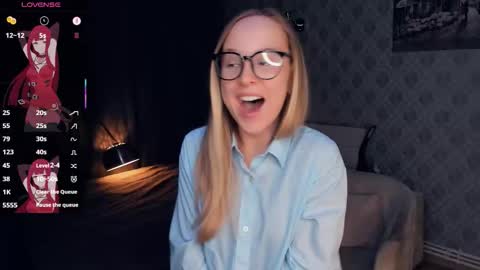 Nicoletta online show from October 9, 2025, 5:33 pm