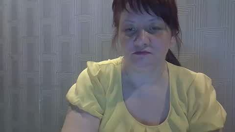 nicole_2104 online show from February 12, 2026, 11:33 pm