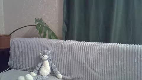 nicole_2104 online show from February 22, 2026, 9:08 am